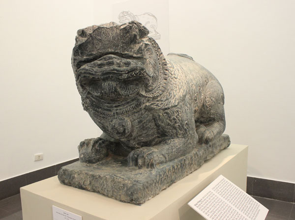 sư tử và nghê trong nghệ thuật điêu khắc cổ Việt Nam.