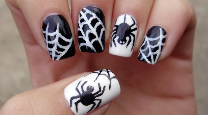 Những mẫu nail ấn tượng cho ngày Halloween